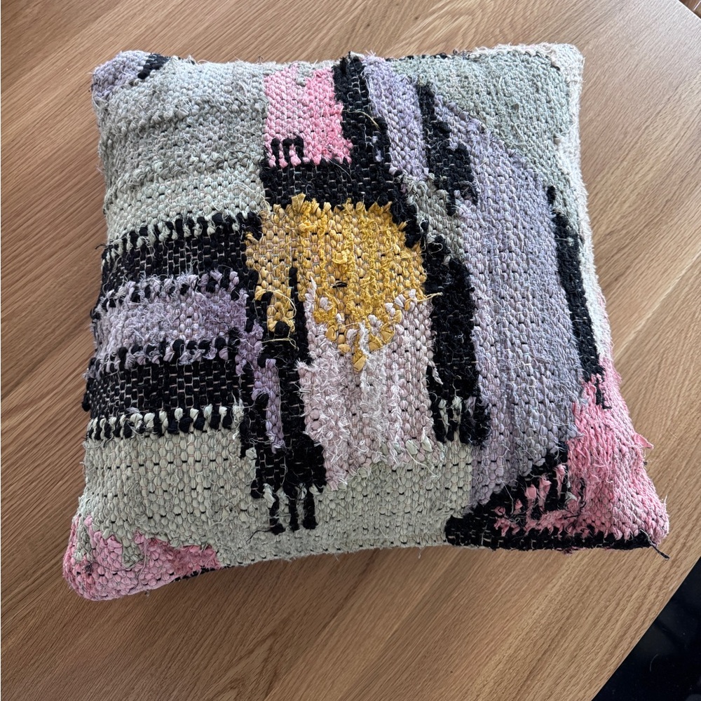 Anthropologie rug pillow with insert 16 x 16